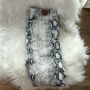 Snake Skin Jeans: Size: 5-27